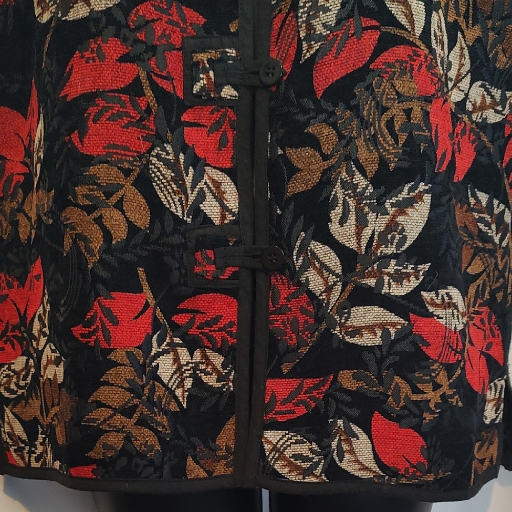 Source Unknown Black And Red Leaf Pattern Vest - image 3